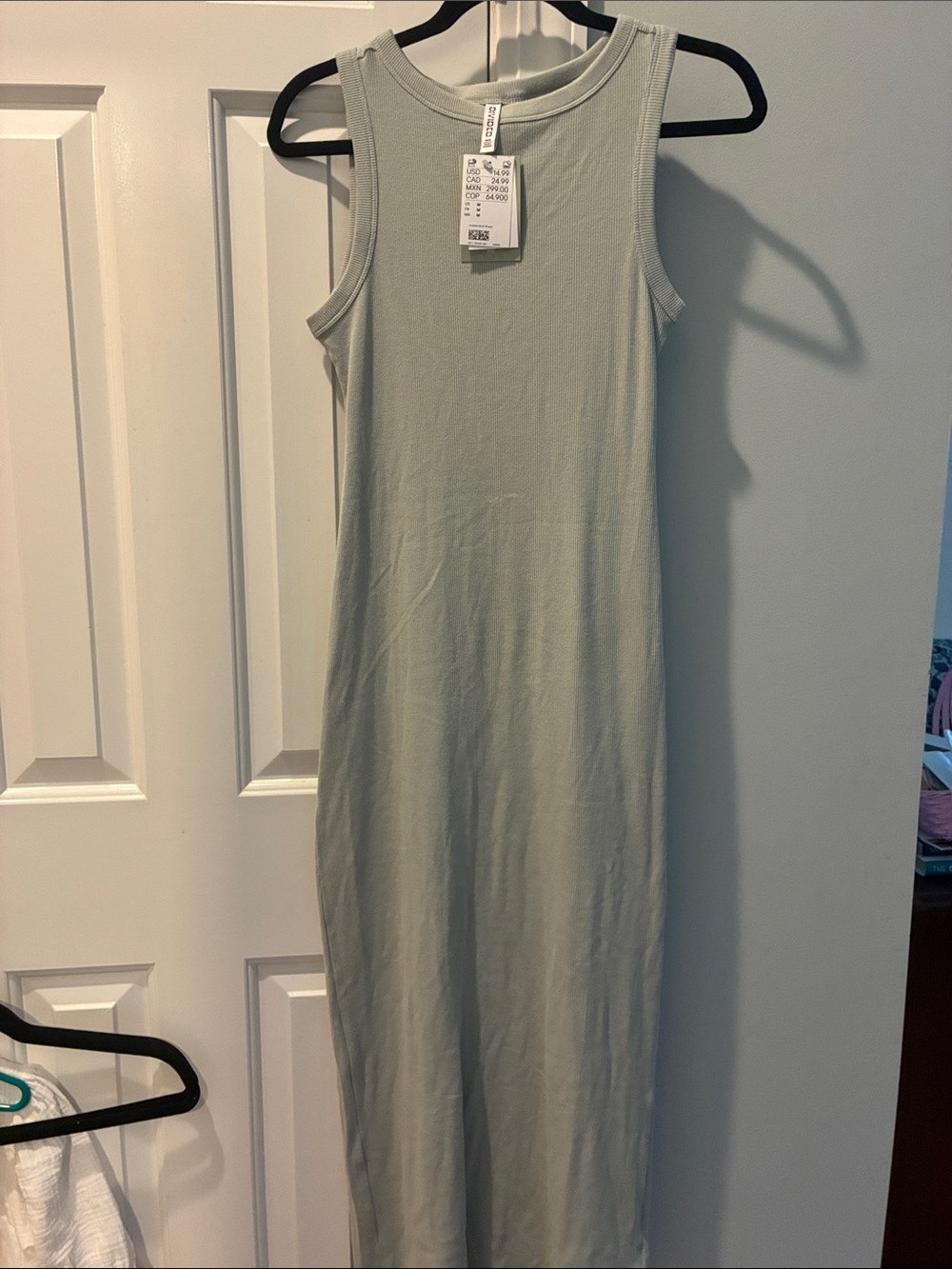 H&M Sage Green Sleeveless Ribbed Maxi Dress